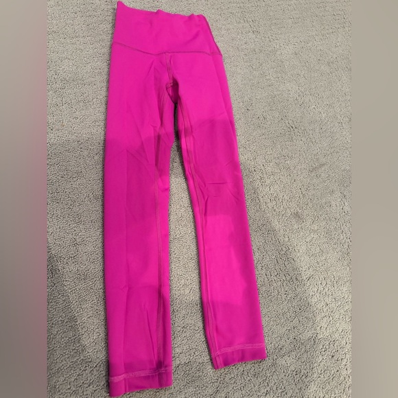 Lululemon Wunder Train Leggings Size 0 - Short Inseam - Picture 2 of 3